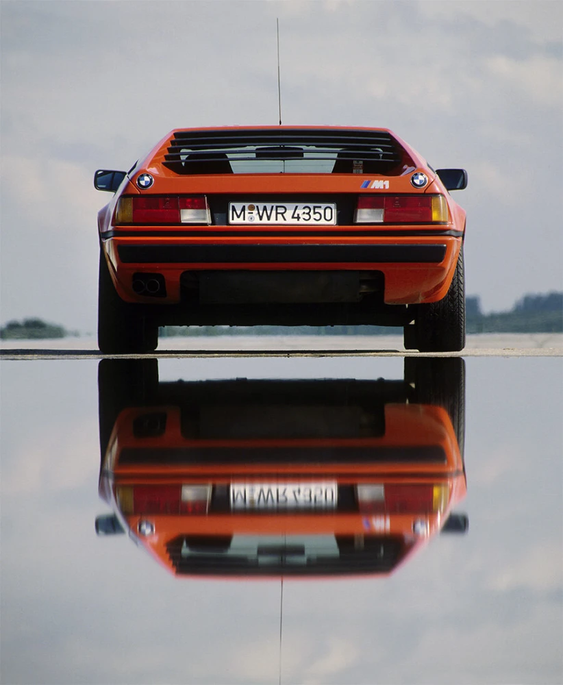 BMW E26 M1 - Colors of Speed