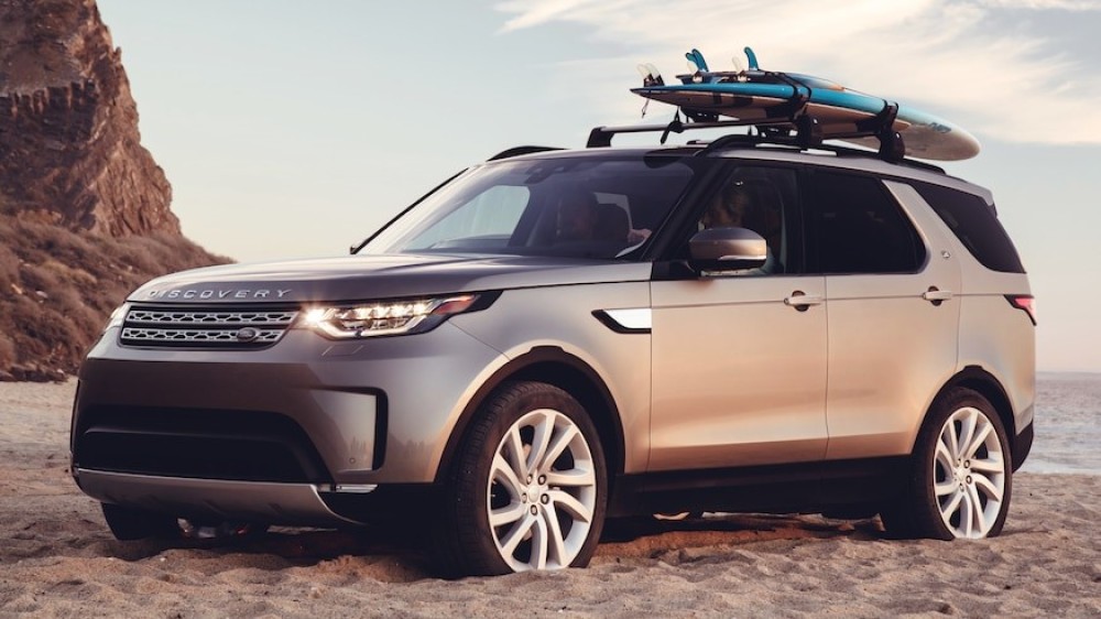 The Land Rover Discovery - Colors of Speed