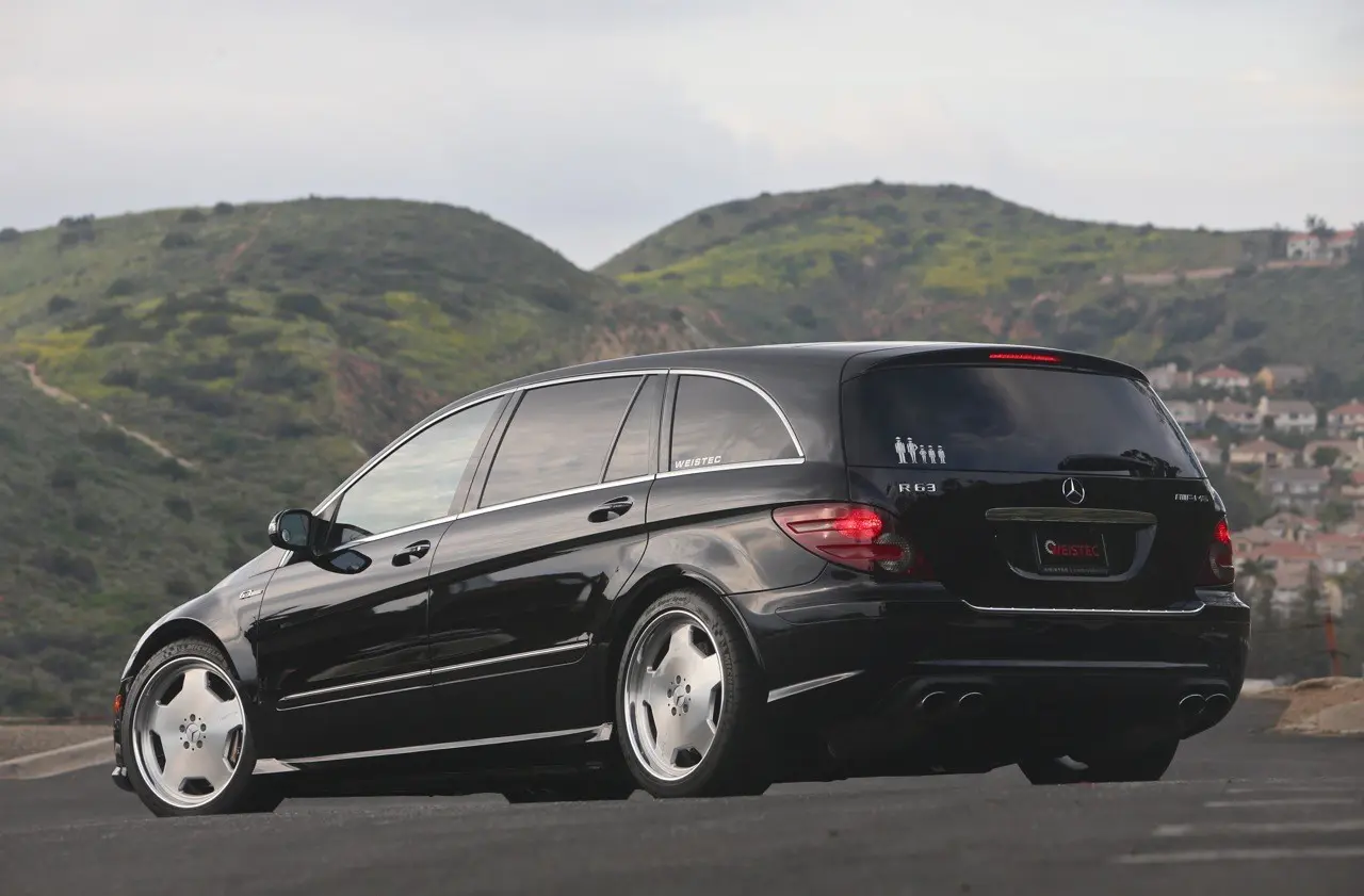 Supercharged 2007 Mercedes-Benz R63 AMG | Colors of Speed